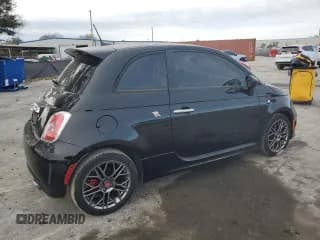 ✅ 2017 FIAT 500 Abarth • VIN: 3C3CFFFH3HT704823 • Lot: 88256035. Wystawiony na Copart z przebiegiem 56 686 mil. Bezpłatny archiwum sprzedaży aukcyjnych z USA i szczegółowy raport historii pojazdu na DreamBid. Zdjęcie 3.