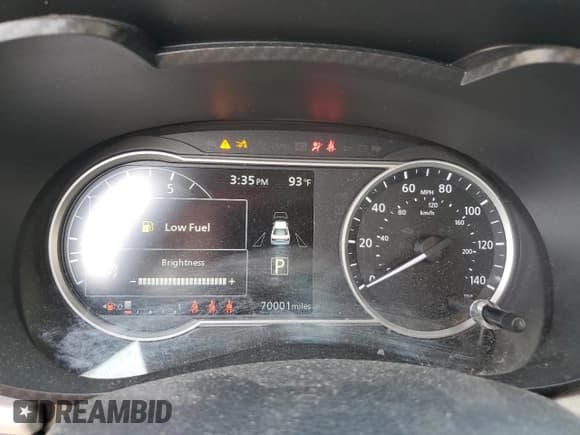 ✅ 2022 Nissan Versa SV • VIN: 3N1CN8EV3NL852860 • Лот: 68275685. Опубликован ранее на Copart с пробегом 70 001 миль. Бесплатный доступ к архиву аукционных продаж из США и подробный отчёт об истории автомобиля на DreamBid. Изображение 9.