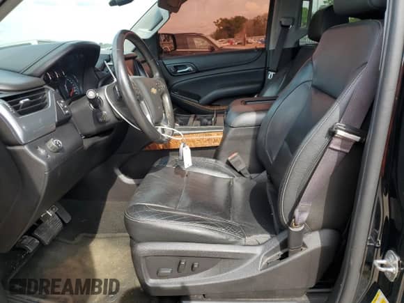 2017 Chevrolet Suburban Premier z VIN 1GNSCJKC2HR115257, wystawiony jako Copart lot #70398544 z przebiegiem 110 577 mil mil oraz Szkoda całkowita • Salvage title. Historia ofert i sprzedaży dostępna na DreamBid. Obrazek 7.