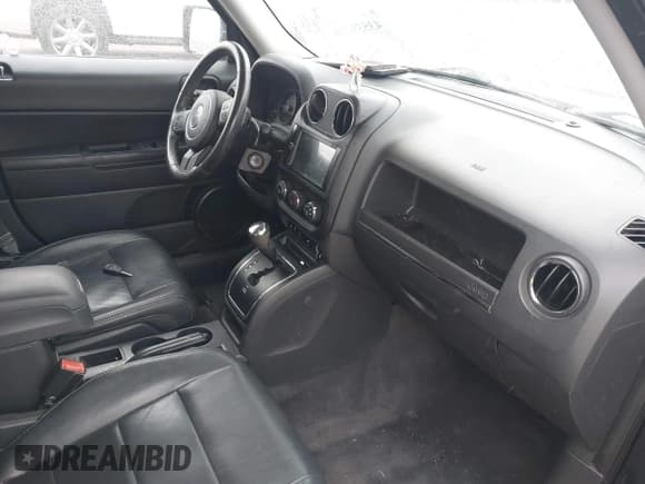 ✅ 2017 Jeep Patriot High Altitude • VIN: 1C4NJPFA5HD203496 • Lot: 43559450. Listed on IAAI with 139,621 mi. Free auction sales archive from the USA and detailed vehicle history report at DreamBid. Image 5.