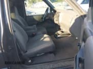 ✅ 2001 Ford Ranger XL • VIN: 1FTYR10U21PA86647 • Лот: 43827902. Опубликован ранее на IAAI с пробегом 228 713 миль. Бесплатный доступ к архиву аукционных продаж из США и подробный отчёт об истории автомобиля на DreamBid. Изображение 5.