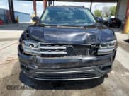 ✅ 2019 Volkswagen Atlas SE • VIN: 1V2WR2CA0KC546619 • Lot: 56296225. Listed on Copart with 105,777 mi. Free auction sales archive from the USA and detailed vehicle history report at DreamBid. Image 5.