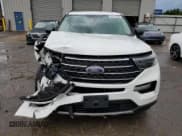 ✅ 2021 Ford Explorer XLT • VIN: 1FMSK7DH7MGA92034 • Lot: 55417595. Wystawiony na Copart z przebiegiem 53 021 mil. Bezpłatny archiwum sprzedaży aukcyjnych z USA i szczegółowy raport historii pojazdu na DreamBid. Zdjęcie 5.
