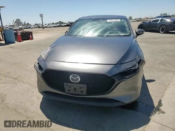 ✅ 2020 Mazda 3 Premium • VIN: JM1BPBNM1L1164240 • Lot: 61675365. Wystawiony na Copart z przebiegiem 90 509 mil. Bezpłatny archiwum sprzedaży aukcyjnych z USA i szczegółowy raport historii pojazdu na DreamBid. Zdjęcie 14.