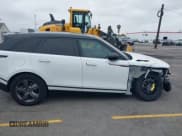 ✅ 2021 Land Rover Range Rover Velar R-Dynamic S • VIN: SALYT2EXXMA314324 • Lot: 42195129. Wystawiony na IAAI z przebiegiem 50 484 mil. Bezpłatny archiwum sprzedaży aukcyjnych z USA i szczegółowy raport historii pojazdu na DreamBid. Zdjęcie 13.