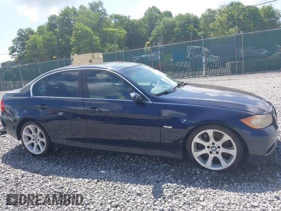 ✅ 2007 BMW 3 Series 335xi • VIN: WBAVD53527A006611 • Lot: 42705139. Listed on IAAI with 116,152 mi. Free auction sales archive from the USA and detailed vehicle history report at DreamBid. Image 14.