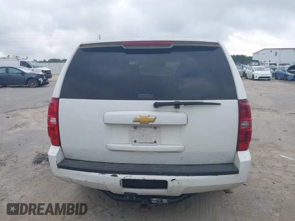 ✅ 2013 Chevrolet Tahoe Commercial • VIN: 1GNLC2E02DR311625 • Lot: 42727642. Wystawiony na IAAI z przebiegiem 158 335 mil. Bezpłatny archiwum sprzedaży aukcyjnych z USA i szczegółowy raport historii pojazdu na DreamBid. Zdjęcie 16.