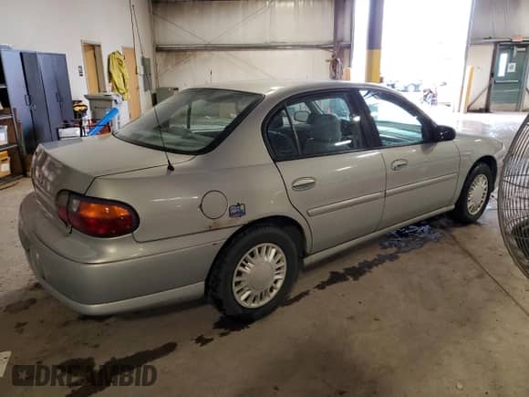 ✅ 2000 Chevrolet Malibu • VIN: 1G1ND52J4Y6185166 • Lot: 49448475. Wystawiony na Copart z przebiegiem 189 428 mil mil. Skorzystaj z bezpłatnego archiwum sprzedaży aukcyjnych z USA i zobacz szczegółowy raport historii pojazdu na DreamBid. Zdjęcie 3.