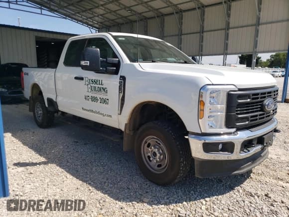 ✅ 2024 Ford F-250 XL • VIN: 1FT7X2BA7REF73019 • Лот: 69240335. Опубликован ранее на Copart с пробегом 5 184 миль. Бесплатный доступ к архиву аукционных продаж из США и подробный отчёт об истории автомобиля на DreamBid. Изображение 4.