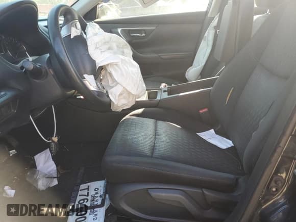 ✅ 2018 Nissan Altima SL • VIN: 1N4AL3AP7JC117542 • Lot: 69923855. Listed on Copart with 102,568 mi. Free auction sales archive from the USA and detailed vehicle history report at DreamBid. Image 7.