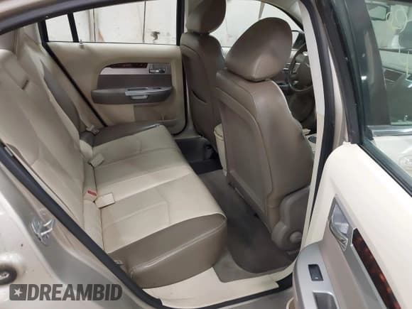 ✅ 2008 Chrysler Sebring • VIN: 1C3LD66MX8N128425 • Lot: 43270944. Listed on IAAI with Not provided. Free auction sales archive from the USA and detailed vehicle history report at DreamBid. Image 8.