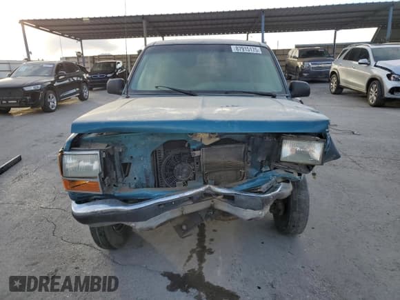 ✅ 1994 Ford Explorer Eddie Bauer • VIN: 1FMDU34X1RUA09337 • Lot: 87915175. Listed on Copart with 77,989 mi. Free auction sales archive from the USA and detailed vehicle history report at DreamBid. Image 5.