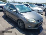 ✅ 2012 Ford Focus SEL • VIN: 1FAHP3H25CL424708 • Lot: 42863908. Wystawiony na IAAI z przebiegiem 98 700 mil. Bezpłatny archiwum sprzedaży aukcyjnych z USA i szczegółowy raport historii pojazdu na DreamBid. Zdjęcie 1.