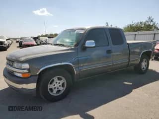 2000 Chevrolet Silverado 1500 LS z VIN 2GCEC19T5Y1249099, wystawiony jako Copart lot #80465655 z przebiegiem 223 354 mil mil oraz Szkoda całkowita • Salvage title. Historia ofert i sprzedaży dostępna na DreamBid. Obrazek 1.