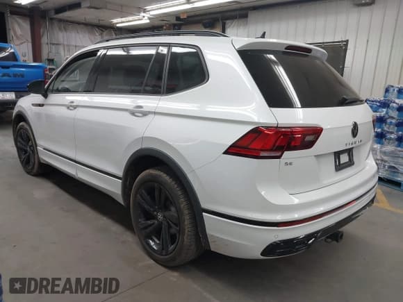 ✅ 2023 Volkswagen Tiguan SE R-Line Black • VIN: 3VVCB7AXXPM005095 • Лот: 43324632. Опубликован ранее на IAAI с пробегом 22 484 миль. Бесплатный доступ к архиву аукционных продаж из США и подробный отчёт об истории автомобиля на DreamBid. Изображение 3.