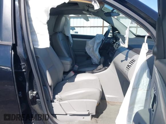 ✅ 2008 Suzuki XL7 Luxury • VIN: 2S3DA317986125367 • Lot: 42714542. Wystawiony na IAAI z przebiegiem 147 378 mil. Bezpłatny archiwum sprzedaży aukcyjnych z USA i szczegółowy raport historii pojazdu na DreamBid. Zdjęcie 5.