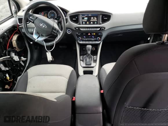 2017 Hyundai Ioniq SEL с VIN KMHC75LCXHU047094, выставлен на аукционе Copart как лот 79287044 с пробегом 107 764 миль миль и Списание • Salvage title. История ставок и продаж доступна на DreamBid. Изображение 8.