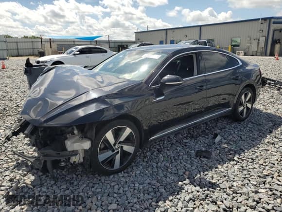 ✅ 2021 Volkswagen Arteon SE • VIN: WVWAR7AN2ME008297 • Lot: 66904005. Listed on Copart with 55,578 mi. Free auction sales archive from the USA and detailed vehicle history report at DreamBid. Image 1.