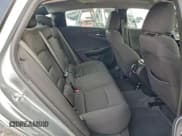 ✅ 2024 Chevrolet Malibu LT • VIN: 1G1ZD5ST8RF165958 • Lot: 93249085. Wystawiony na Copart z przebiegiem 40 880 mil. Bezpłatny archiwum sprzedaży aukcyjnych z USA i szczegółowy raport historii pojazdu na DreamBid. Zdjęcie 10.