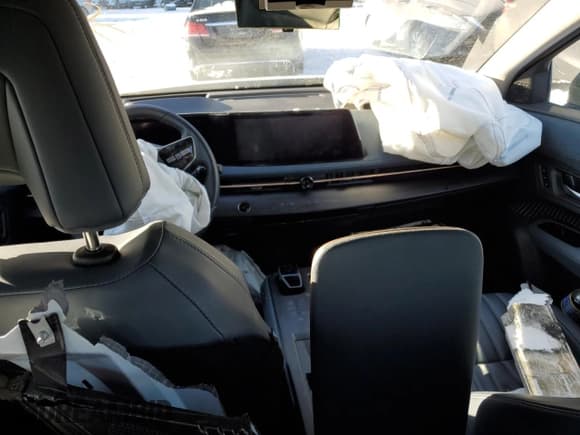 ✅ 2023 Nissan ARIYA Platinum+ • VIN: JN1DF0CD7PM701641 • Лот: 37471954. Опубликован ранее на Copart с пробегом Не указан. Бесплатный доступ к архиву аукционных продаж из США и подробный отчёт об истории автомобиля на DreamBid. Изображение 8.