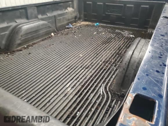 ✅ 2001 Chevrolet Silverado 1500 • VIN: 1GCEC14W91Z273310 • Лот: 72923684. Опубликован ранее на Copart с пробегом 127 662 миль. Бесплатный доступ к архиву аукционных продаж из США и подробный отчёт об истории автомобиля на DreamBid. Изображение 10.