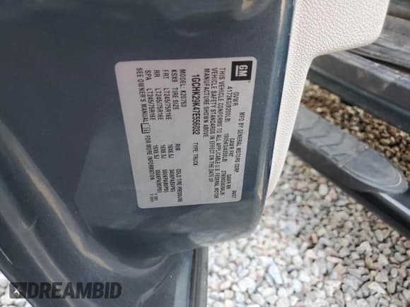 ✅ 2007 Chevrolet Silverado 2500HD Work Truck • VIN: 1GCHK29K47E556032 • Лот: 71995625. Опубликован ранее на Copart с пробегом 136 485 миль. Бесплатный доступ к архиву аукционных продаж из США и подробный отчёт об истории автомобиля на DreamBid. Изображение 12.