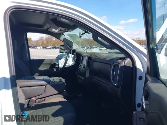 ✅ 2022 Chevrolet Silverado 2500HD LT • VIN: 1GC2YNE73NF102806 • Lot: 43122902. Listed on IAAI with Not provided. Free auction sales archive from the USA and detailed vehicle history report at DreamBid. Image 5.