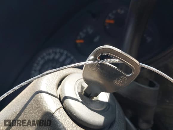 ✅ 2005 Chevrolet Avalanche Z66 • VIN: 3GNEC12Z85G219443 • Lot: 43497860. Listed on IAAI with 283,207 mi. Free auction sales archive from the USA and detailed vehicle history report at DreamBid. Image 11.