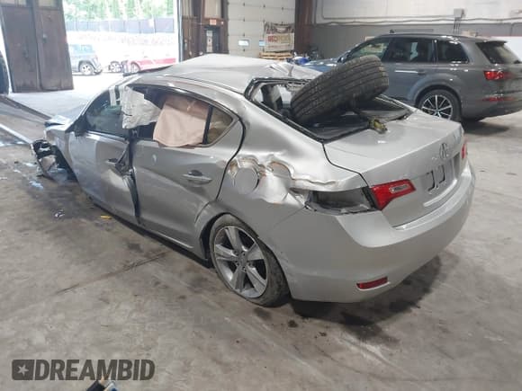 ✅ 2014 Acura ILX Technology • VIN: 19VDE1F75EE008423 • Lot: 42497766. Listed on IAAI with 95,113 mi. Free auction sales archive from the USA and detailed vehicle history report at DreamBid. Image 3.