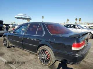 ✅ 1992 Honda Accord LX • VIN: 1HGCB7550NA068497 • Lot: 81600454. Wystawiony na Copart z przebiegiem 219 595 mil. Bezpłatny archiwum sprzedaży aukcyjnych z USA i szczegółowy raport historii pojazdu na DreamBid. Zdjęcie 2.