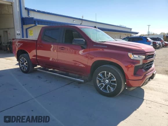 ✅ 2022 Chevrolet Silverado 1500 RST • VIN: 1GCUDEED0NZ556715 • Lot: 90831015. Listed on Copart with 41,842 mi. Free auction sales archive from the USA and detailed vehicle history report at DreamBid. Image 4.
