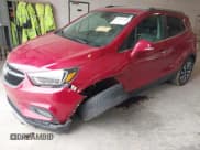 ✅ 2019 Buick Encore Essence • VIN: KL4CJCSM5KB741077 • Лот: 42277138. Опубликован ранее на IAAI с пробегом 64 519 миль. Бесплатный доступ к архиву аукционных продаж из США и подробный отчёт об истории автомобиля на DreamBid. Изображение 2.