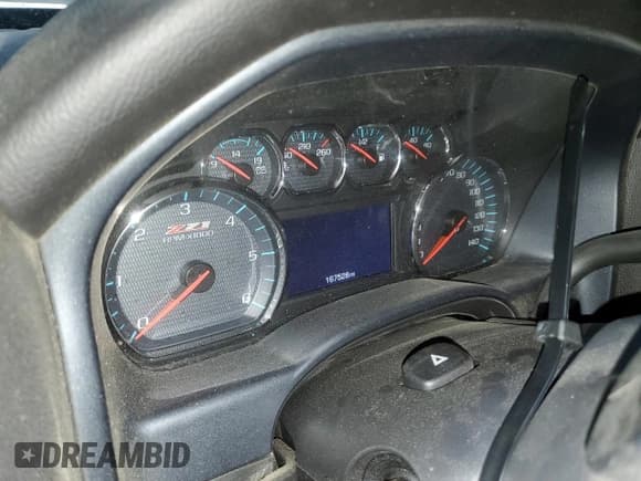 ✅ 2017 Chevrolet Silverado 1500 LT • VIN: 1GCVKREC9HZ330217 • Лот: 70091715. Опубликован ранее на Copart с пробегом 167 528 миль. Бесплатный доступ к архиву аукционных продаж из США и подробный отчёт об истории автомобиля на DreamBid. Изображение 9.