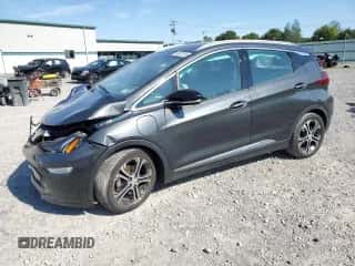 2017 Chevrolet Bolt EV Premier z VIN 1G1FX6S00H4176548, wystawiony jako Copart lot #65032243 z przebiegiem 62 786 mil mil oraz . Historia ofert i sprzedaży dostępna na DreamBid. Obrazek 1.