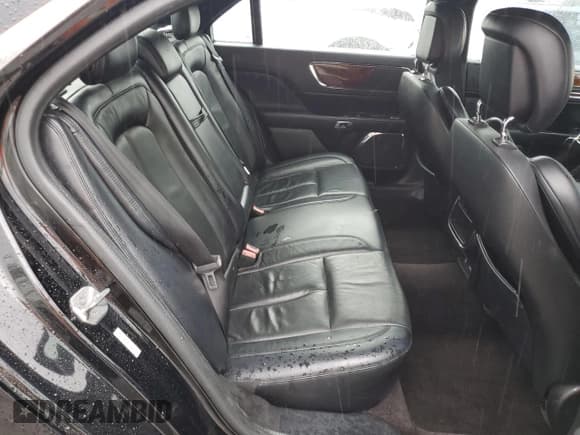 ✅ 2017 Lincoln Continental Select • VIN: 1LN6L9SK1H5620371 • Лот: 57101975. Опубликован ранее на Copart с пробегом Не указан. Бесплатный доступ к архиву аукционных продаж из США и подробный отчёт об истории автомобиля на DreamBid. Изображение 10.