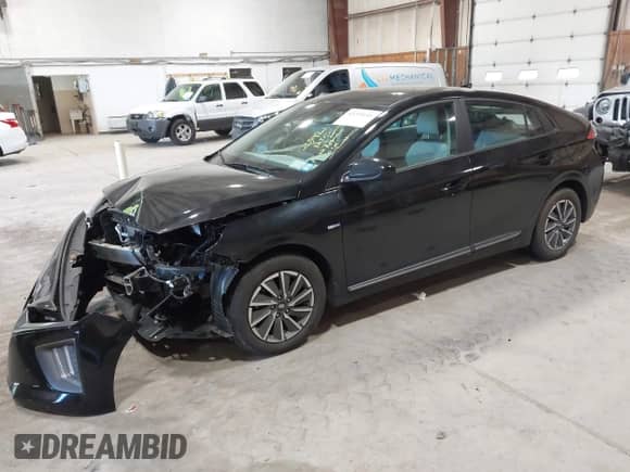 2020 Hyundai Ioniq SE с VIN KMHC75LJ7LU076723, выставлен на аукционе IAAI как лот 42221641 с пробегом 20 797 миль миль и . История ставок и продаж доступна на DreamBid. Изображение 2.