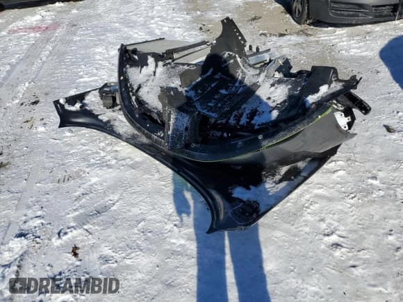 ✅ 2017 Aston Martin DB11 • VIN: SCFRMFAVXHGL01257 • Lot: 86535924. Wystawiony na Copart z przebiegiem 35 822 mil. Bezpłatny archiwum sprzedaży aukcyjnych z USA i szczegółowy raport historii pojazdu na DreamBid. Zdjęcie 12.