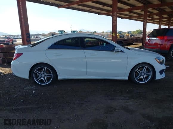 ✅ 2014 Mercedes-Benz CLA 250 • VIN: WDDSJ4EB1EN060036 • Lot: 43859224. Listed on IAAI with 108,452 mi. Free auction sales archive from the USA and detailed vehicle history report at DreamBid. Image 13.