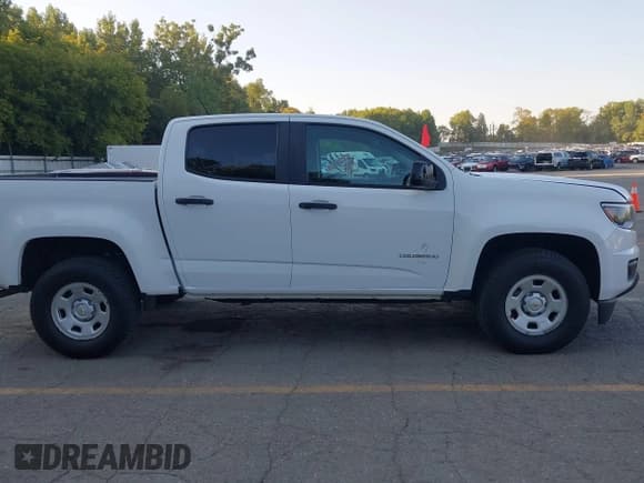 ✅ 2020 Chevrolet Colorado 2WD Work Truck • VIN: 1GCGSBEA7L1186415 • Lot: 43201106. Listed on IAAI with 131,939 mi. Free auction sales archive from the USA and detailed vehicle history report at DreamBid. Image 13.
