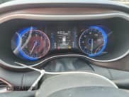 ✅ 2020 Chrysler Voyager LXi • VIN: 2C4RC1DG4LR265106 • Lot: 61725655. Wystawiony na Copart z przebiegiem 123 895 mil. Bezpłatny archiwum sprzedaży aukcyjnych z USA i szczegółowy raport historii pojazdu na DreamBid. Zdjęcie 9.