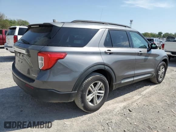 ✅ 2021 Ford Explorer XLT • VIN: 1FMSK8DH6MGB79266 • Лот: 53165875. Опубликован ранее на Copart с пробегом 121 265 миль. Бесплатный доступ к архиву аукционных продаж из США и подробный отчёт об истории автомобиля на DreamBid. Изображение 3.