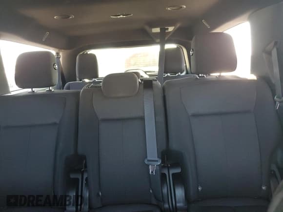 ✅ 2019 Ford Expedition Max XLT • VIN: 1FMJK1HT1KEA38518 • Lot: 71404955. Listed on Copart with 109,605 mi. Free auction sales archive from the USA and detailed vehicle history report at DreamBid. Image 10.