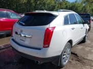 ✅ 2014 Cadillac SRX Performance Collection • VIN: 3GYFNCE36ES572989 • Lot: 43328326. Wystawiony na IAAI z przebiegiem 117 996 mil. Bezpłatny archiwum sprzedaży aukcyjnych z USA i szczegółowy raport historii pojazdu na DreamBid. Zdjęcie 4.