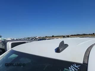 ✅ 2019 Chevrolet Silverado 2500HD LT • VIN: 2GC2KSEG0K1209833 • Lot: 42404220. Wystawiony na IAAI z przebiegiem 113 030 mil. Bezpłatny archiwum sprzedaży aukcyjnych z USA i szczegółowy raport historii pojazdu na DreamBid. Zdjęcie 1.