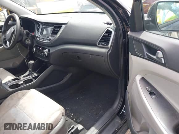 2016 Hyundai Tucson Limited z VIN KM8J33A23GU021906, wystawiony jako IAAI lot #42882911 z przebiegiem 134 985 mil mil oraz . Historia ofert i sprzedaży dostępna na DreamBid. Obrazek 5.