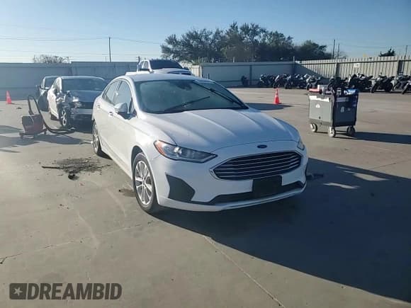 ✅ 2020 Ford Fusion SE • VIN: 3FA6P0HD8LR216766 • Lot: 90864075. Wystawiony na Copart z przebiegiem Nie podano. Bezpłatny archiwum sprzedaży aukcyjnych z USA i szczegółowy raport historii pojazdu na DreamBid. Zdjęcie 14.