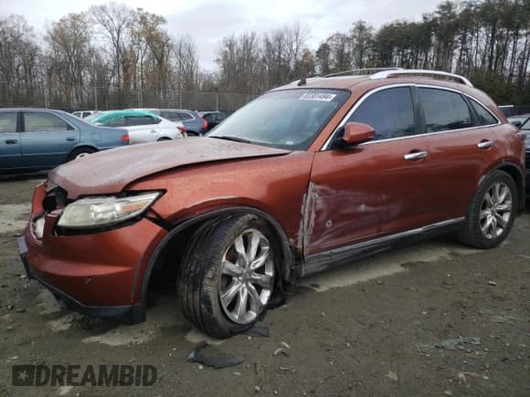 ✅ 2006 Infiniti FX • VIN: JNRBS08WX6X400546 • Лот: 49490105. Опубликован ранее на Copart с пробегом Не указан. Бесплатный доступ к архиву аукционных продаж из США и подробный отчёт об истории автомобиля на DreamBid. Изображение 1.