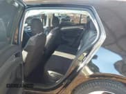 ✅ 2017 Volkswagen Golf S • VIN: 3VW217AU0HM041606 • Лот: 43768092. Опубликован ранее на IAAI с пробегом 83 281 миль. Бесплатный доступ к архиву аукционных продаж из США и подробный отчёт об истории автомобиля на DreamBid. Изображение 8.