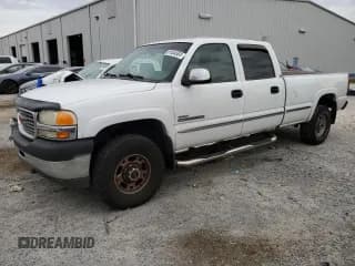 ✅ 2002 GMC Sierra 2500HD SLE • VIN: 1GTHK23172F105440 • Lot: 81404564. Listed on Copart with 325,464 mi. Free auction sales archive from the USA and detailed vehicle history report at DreamBid. Image 1.