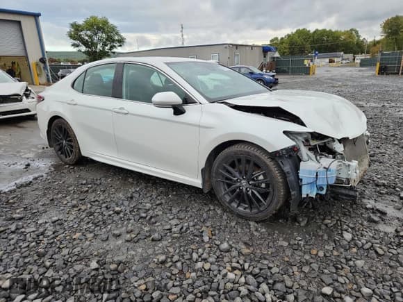 ✅ 2023 Toyota Camry XSE • VIN: 4T1K61BK0PU080992 • Lot: 85274145. Wystawiony na Copart z przebiegiem 128 894 mil. Bezpłatny archiwum sprzedaży aukcyjnych z USA i szczegółowy raport historii pojazdu na DreamBid. Zdjęcie 4.